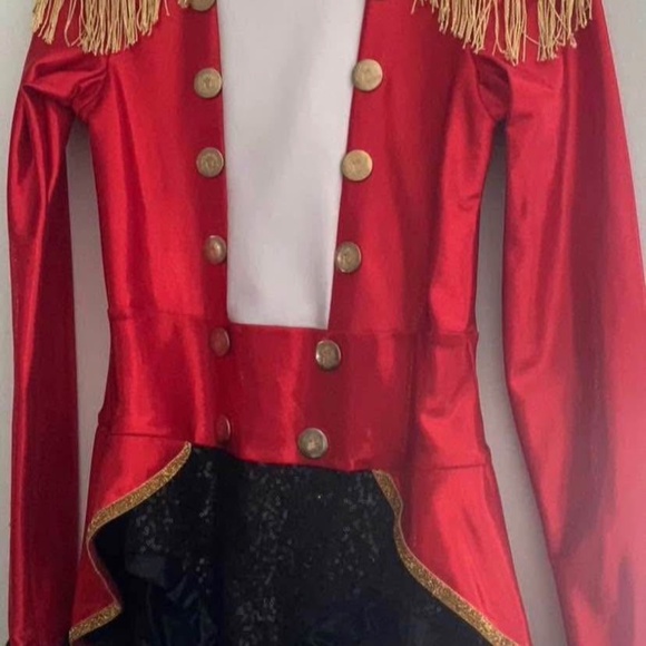 Dance costumes - Picture 2 of 2